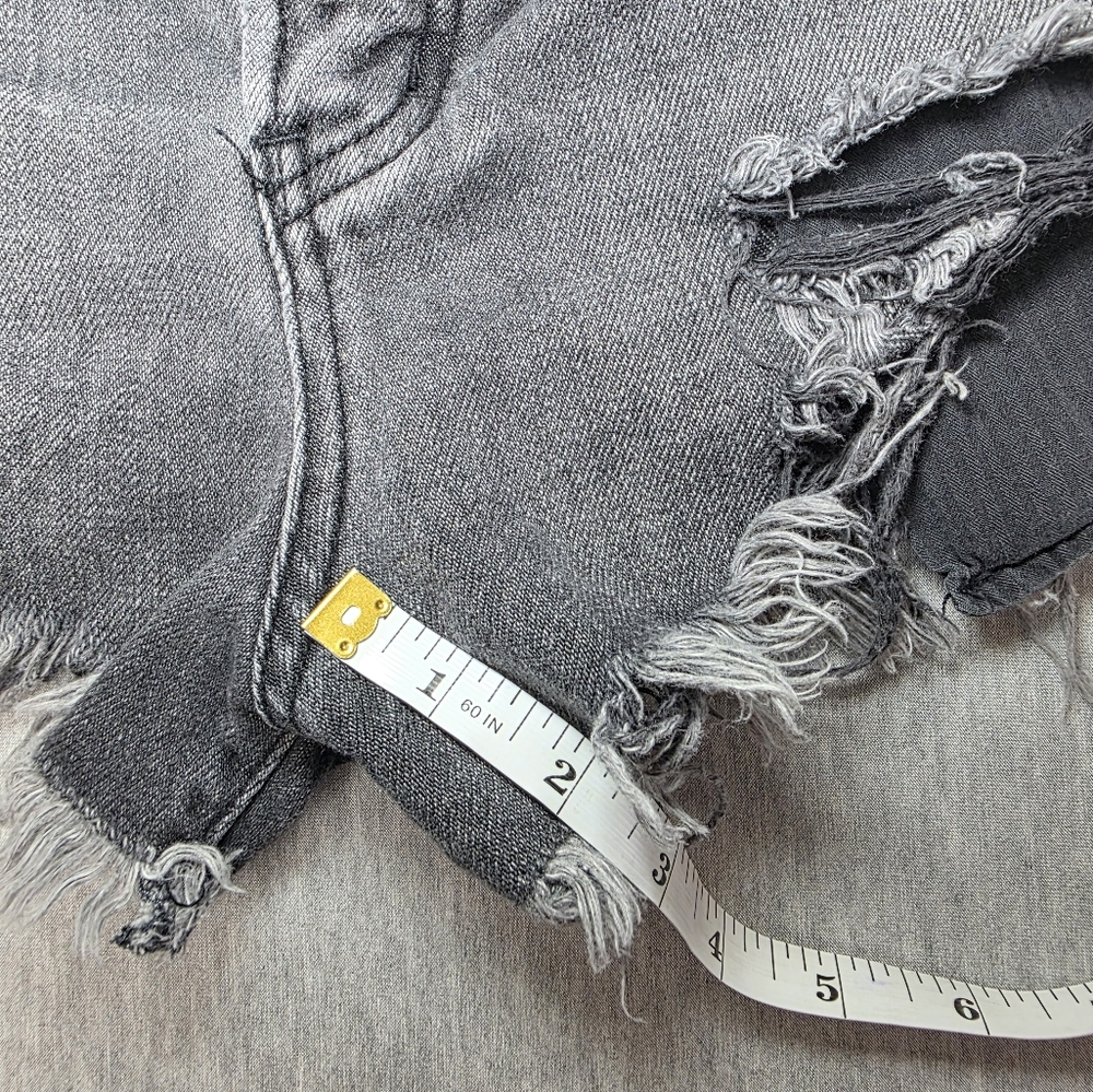 Free People Women's Distressed Gray Denim Cut Off Shorts Size 29 - Picture 6 of 8